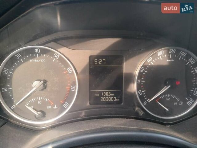 Синій Шкода Октавія, об'ємом двигуна 1.6 л та пробігом 203 тис. км за 5600 $, фото 2 на Automoto.ua