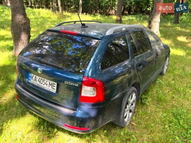 Синій Шкода Октавія, об'ємом двигуна 1.2 л та пробігом 247 тис. км за 3650 $, фото 5 на Automoto.ua