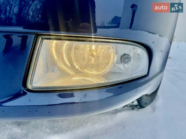 Синий Шкода Октавия, объемом двигателя 1.6 л и пробегом 229 тыс. км за 9600 $, фото 14 на Automoto.ua