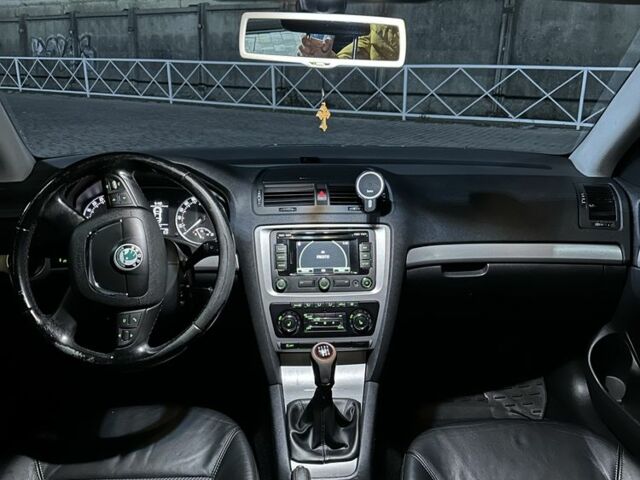 Синій Шкода Октавія, об'ємом двигуна 0 л та пробігом 320 тис. км за 9100 $, фото 1 на Automoto.ua