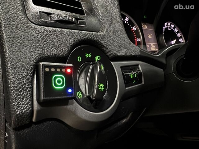 Синій Шкода Октавія, об'ємом двигуна 0 л та пробігом 198 тис. км за 7200 $, фото 2 на Automoto.ua