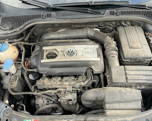 Синий Шкода Октавия, объемом двигателя 1.8 л и пробегом 245 тыс. км за 9200 $, фото 8 на Automoto.ua