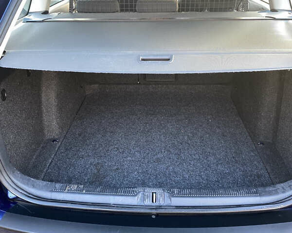 Шкода Октавия 2013 в Костополе на Automoto.ua Синий Шкода Октавия, объемом двигателя 1.6 л и пробегом 187 тыс. км за 9900 $, фото 9 на Automoto.ua