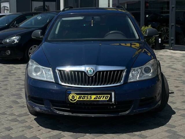 Синий Шкода Октавия, объемом двигателя 2 л и пробегом 285 тыс. км за 7500 $, фото 1 на Automoto.ua