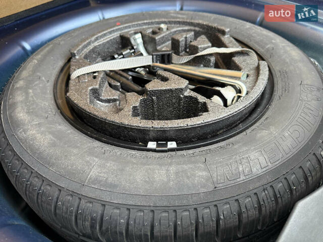 Синий Шкода Октавия, объемом двигателя 1.6 л и пробегом 187 тыс. км за 8700 $, фото 25 на Automoto.ua