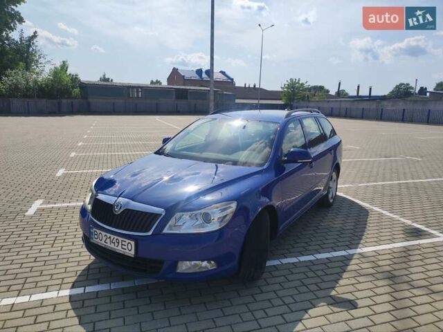 Синий Шкода Октавия, объемом двигателя 1.97 л и пробегом 212 тыс. км за 10700 $, фото 2 на Automoto.ua