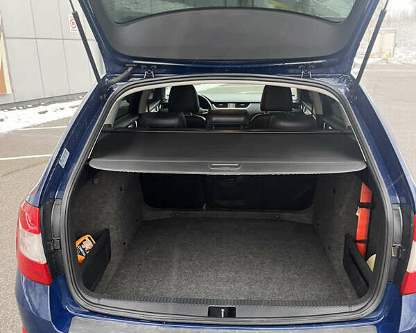 Синий Шкода Октавия, объемом двигателя 1.6 л и пробегом 330 тыс. км за 8700 $, фото 11 на Automoto.ua