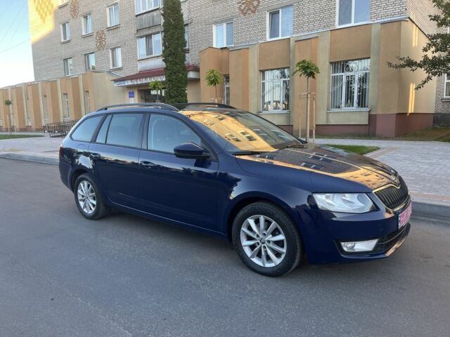 Синий Шкода Октавия, объемом двигателя 1.6 л и пробегом 180 тыс. км за 9800 $, фото 3 на Automoto.ua