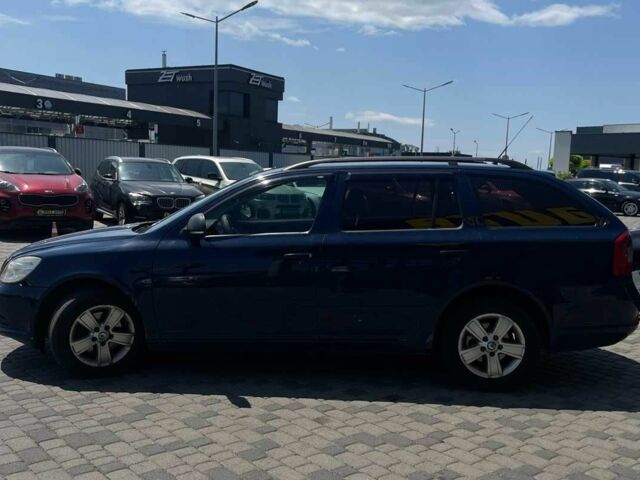 Синий Шкода Октавия, объемом двигателя 2 л и пробегом 285 тыс. км за 7500 $, фото 3 на Automoto.ua