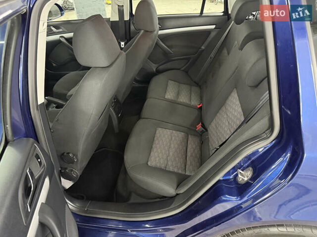 Синій Шкода Октавія, об'ємом двигуна 1.6 л та пробігом 187 тис. км за 8499 $, фото 28 на Automoto.ua