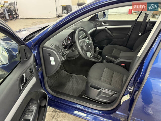 Синій Шкода Октавія, об'ємом двигуна 1.6 л та пробігом 187 тис. км за 8499 $, фото 31 на Automoto.ua