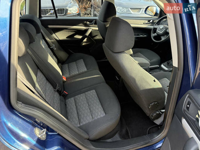 Синий Шкода Октавия, объемом двигателя 1.6 л и пробегом 187 тыс. км за 8500 $, фото 16 на Automoto.ua