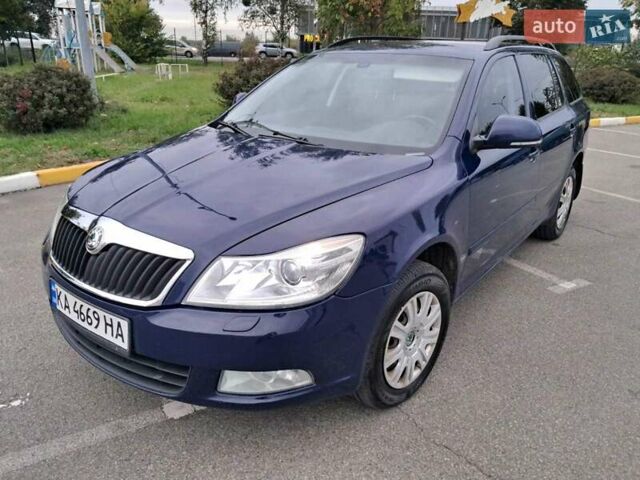 Синій Шкода Октавія, об'ємом двигуна 1.6 л та пробігом 354 тис. км за 6500 $, фото 1 на Automoto.ua