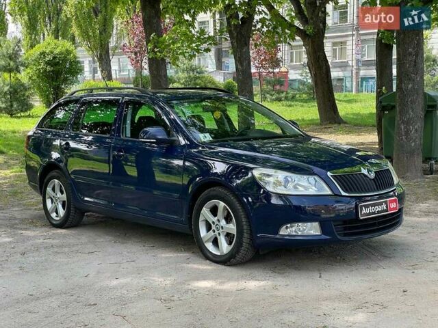 Синий Шкода Октавия, объемом двигателя 2 л и пробегом 265 тыс. км за 8790 $, фото 2 на Automoto.ua