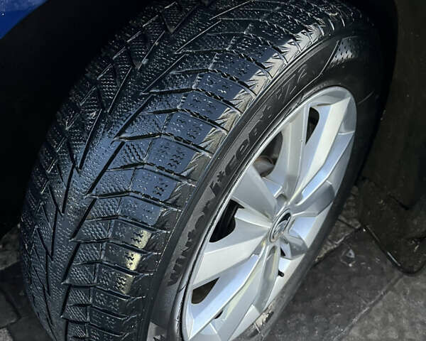 Синий Шкода Октавия, объемом двигателя 1.6 л и пробегом 333 тыс. км за 8600 $, фото 7 на Automoto.ua