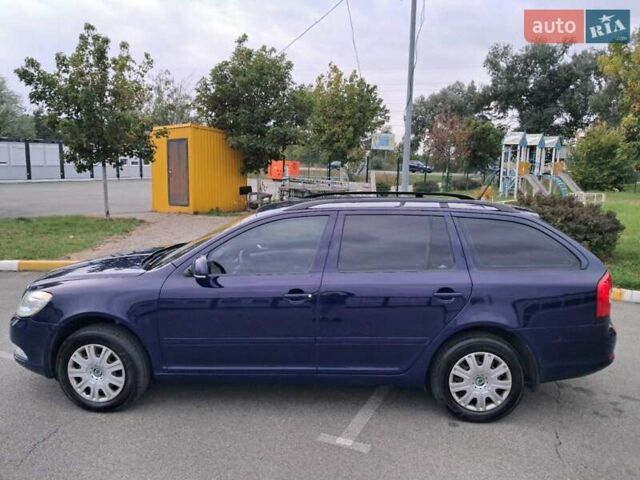 Синій Шкода Октавія, об'ємом двигуна 1.6 л та пробігом 354 тис. км за 6500 $, фото 10 на Automoto.ua