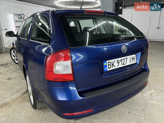 Синій Шкода Октавія, об'ємом двигуна 1.6 л та пробігом 187 тис. км за 8499 $, фото 12 на Automoto.ua