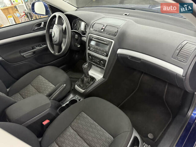 Синій Шкода Октавія, об'ємом двигуна 1.6 л та пробігом 187 тис. км за 8499 $, фото 20 на Automoto.ua