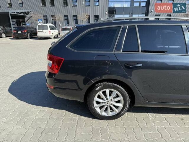Синий Шкода Октавия, объемом двигателя 1.97 л и пробегом 301 тыс. км за 9900 $, фото 4 на Automoto.ua