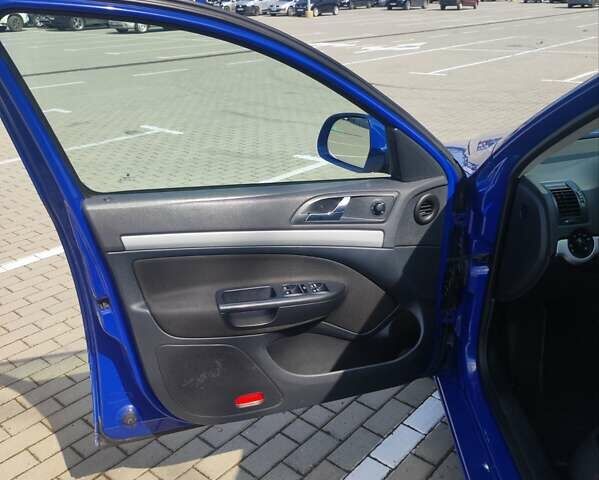 Синий Шкода Октавия, объемом двигателя 1.97 л и пробегом 212 тыс. км за 10700 $, фото 15 на Automoto.ua