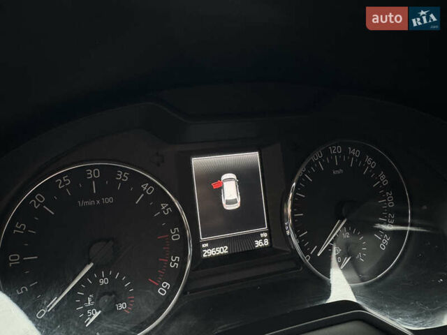 Синий Шкода Октавия, объемом двигателя 1.97 л и пробегом 289 тыс. км за 12750 $, фото 62 на Automoto.ua