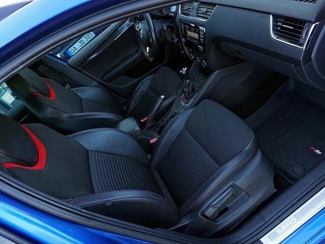 Синий Шкода Октавия, объемом двигателя 2 л и пробегом 219 тыс. км за 7600 $, фото 13 на Automoto.ua