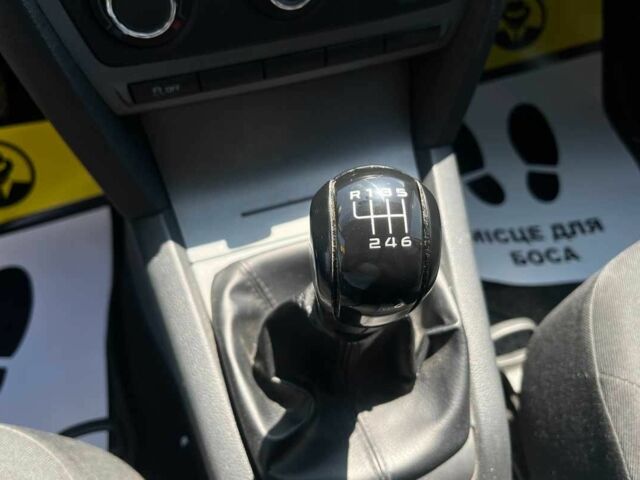 Синий Шкода Октавия, объемом двигателя 2 л и пробегом 285 тыс. км за 7500 $, фото 19 на Automoto.ua