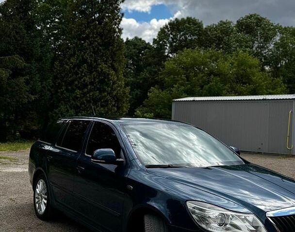 Синій Шкода Октавія, об'ємом двигуна 2 л та пробігом 205 тис. км за 12000 $, фото 14 на Automoto.ua