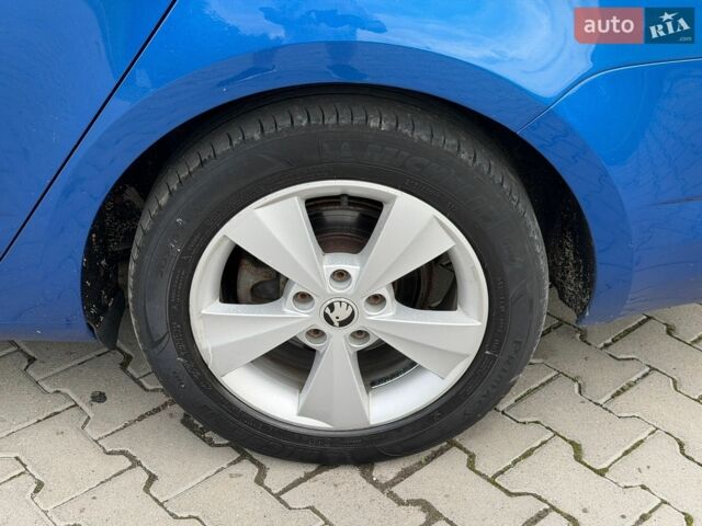 Синій Шкода Октавія, об'ємом двигуна 1.97 л та пробігом 273 тис. км за 9750 $, фото 36 на Automoto.ua