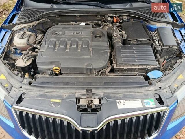 Синій Шкода Октавія, об'ємом двигуна 1.6 л та пробігом 220 тис. км за 10300 $, фото 12 на Automoto.ua