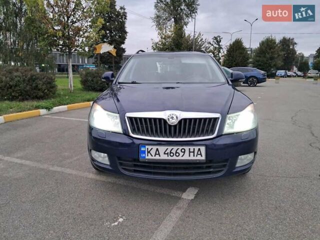Синий Шкода Октавия, объемом двигателя 1.6 л и пробегом 354 тыс. км за 6500 $, фото 11 на Automoto.ua