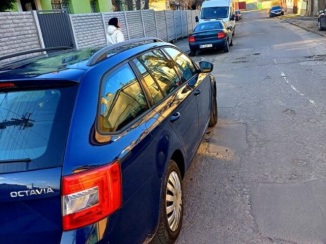 Синий Шкода Октавия, объемом двигателя 1.6 л и пробегом 181 тыс. км за 10600 $, фото 2 на Automoto.ua