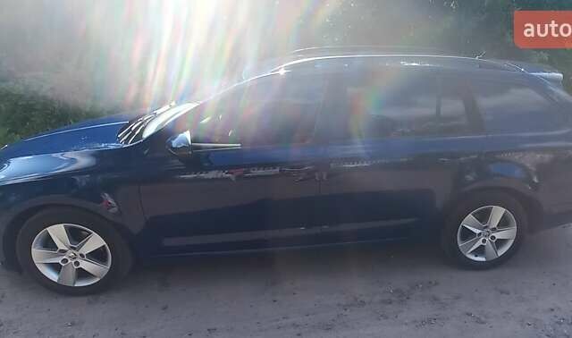 Синий Шкода Октавия, объемом двигателя 1.6 л и пробегом 283 тыс. км за 10999 $, фото 4 на Automoto.ua