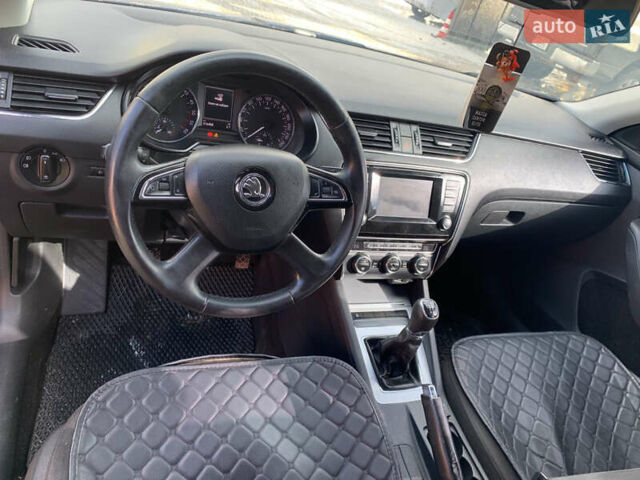 Синій Шкода Октавія, об'ємом двигуна 1.6 л та пробігом 292 тис. км за 8400 $, фото 19 на Automoto.ua