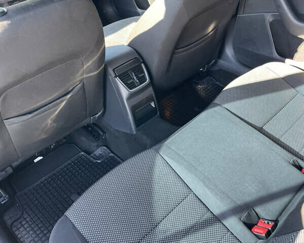 Синій Шкода Октавія, об'ємом двигуна 1.6 л та пробігом 257 тис. км за 11400 $, фото 26 на Automoto.ua