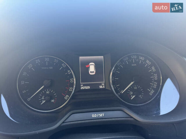 Синий Шкода Октавия, объемом двигателя 1.6 л и пробегом 267 тыс. км за 10200 $, фото 22 на Automoto.ua