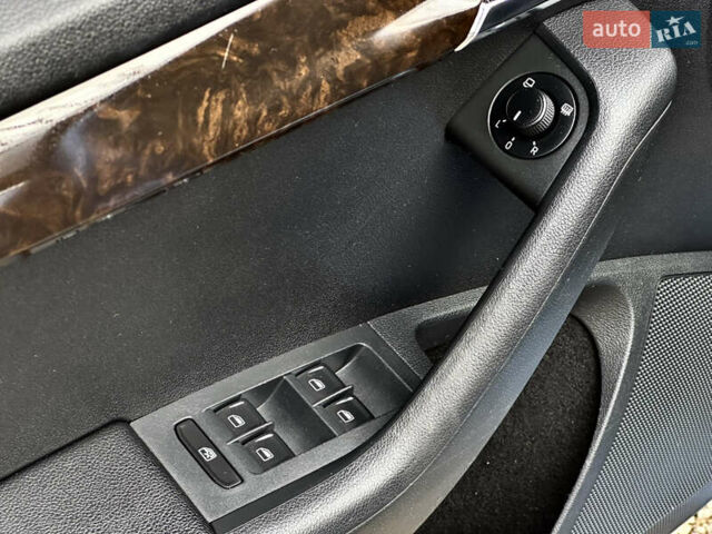 Синий Шкода Октавия, объемом двигателя 1.6 л и пробегом 216 тыс. км за 12900 $, фото 45 на Automoto.ua