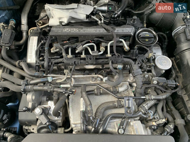 Синий Шкода Октавия, объемом двигателя 0 л и пробегом 225 тыс. км за 10950 $, фото 13 на Automoto.ua