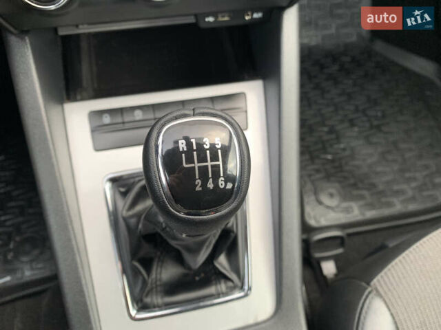 Синий Шкода Октавия, объемом двигателя 0 л и пробегом 225 тыс. км за 10950 $, фото 40 на Automoto.ua