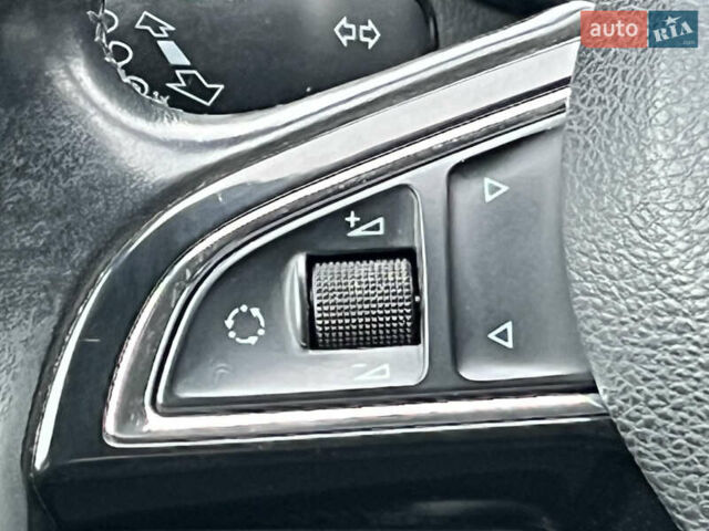 Синий Шкода Октавия, объемом двигателя 1.6 л и пробегом 242 тыс. км за 10700 $, фото 15 на Automoto.ua