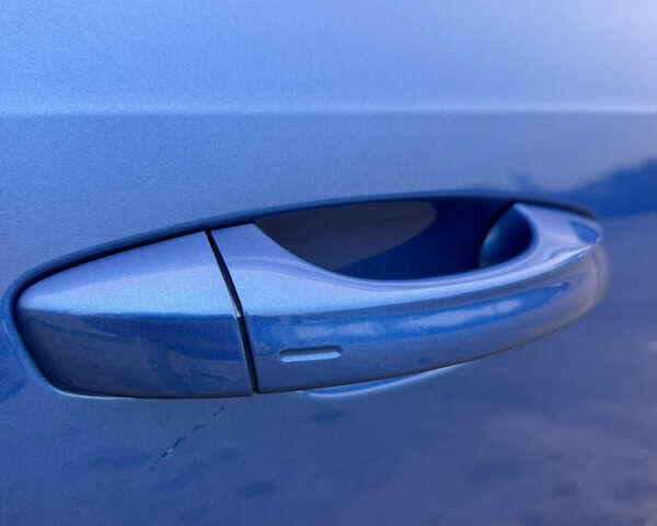 Синий Шкода Октавия, объемом двигателя 1.6 л и пробегом 299 тыс. км за 9999 $, фото 13 на Automoto.ua