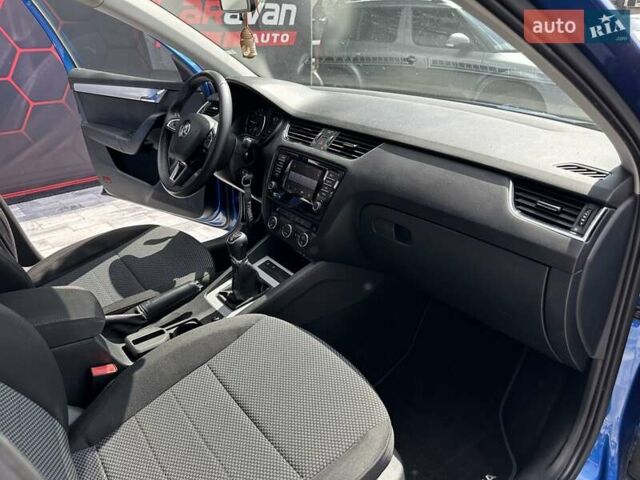 Синій Шкода Октавія, об'ємом двигуна 2 л та пробігом 230 тис. км за 11999 $, фото 20 на Automoto.ua