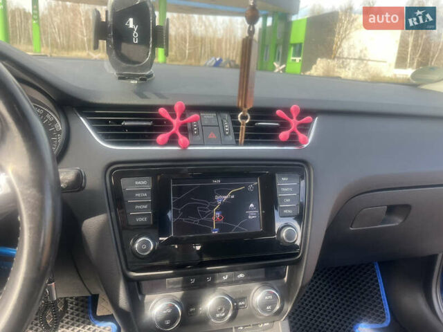 Синій Шкода Октавія, об'ємом двигуна 1.6 л та пробігом 276 тис. км за 10600 $, фото 26 на Automoto.ua