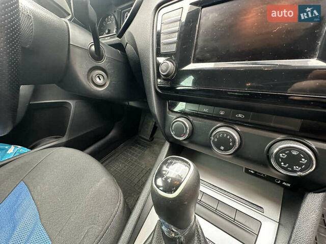 Синій Шкода Октавія, об'ємом двигуна 1.6 л та пробігом 290 тис. км за 10499 $, фото 27 на Automoto.ua