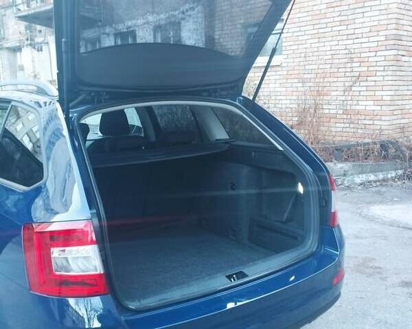 Синий Шкода Октавия, объемом двигателя 1.6 л и пробегом 290 тыс. км за 11800 $, фото 20 на Automoto.ua