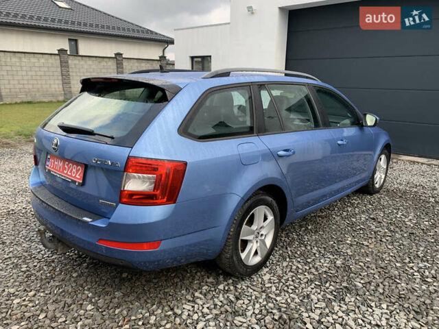 Синий Шкода Октавия, объемом двигателя 0 л и пробегом 225 тыс. км за 10950 $, фото 5 на Automoto.ua