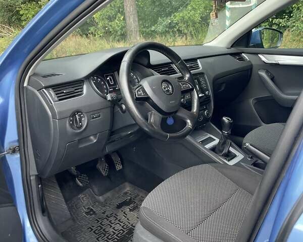 Шкода Октавия 2014 в Киеве на Automoto.ua Синий Шкода Октавия, объемом двигателя 1.6 л и пробегом 239 тыс. км за 12300 $, фото 8 на Automoto.ua