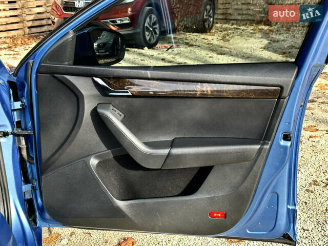 Синий Шкода Октавия, объемом двигателя 1.6 л и пробегом 216 тыс. км за 12900 $, фото 74 на Automoto.ua