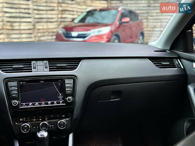 Синий Шкода Октавия, объемом двигателя 1.6 л и пробегом 216 тыс. км за 12900 $, фото 67 на Automoto.ua