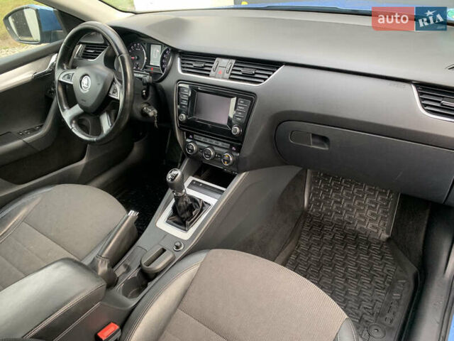 Синий Шкода Октавия, объемом двигателя 0 л и пробегом 225 тыс. км за 10950 $, фото 29 на Automoto.ua